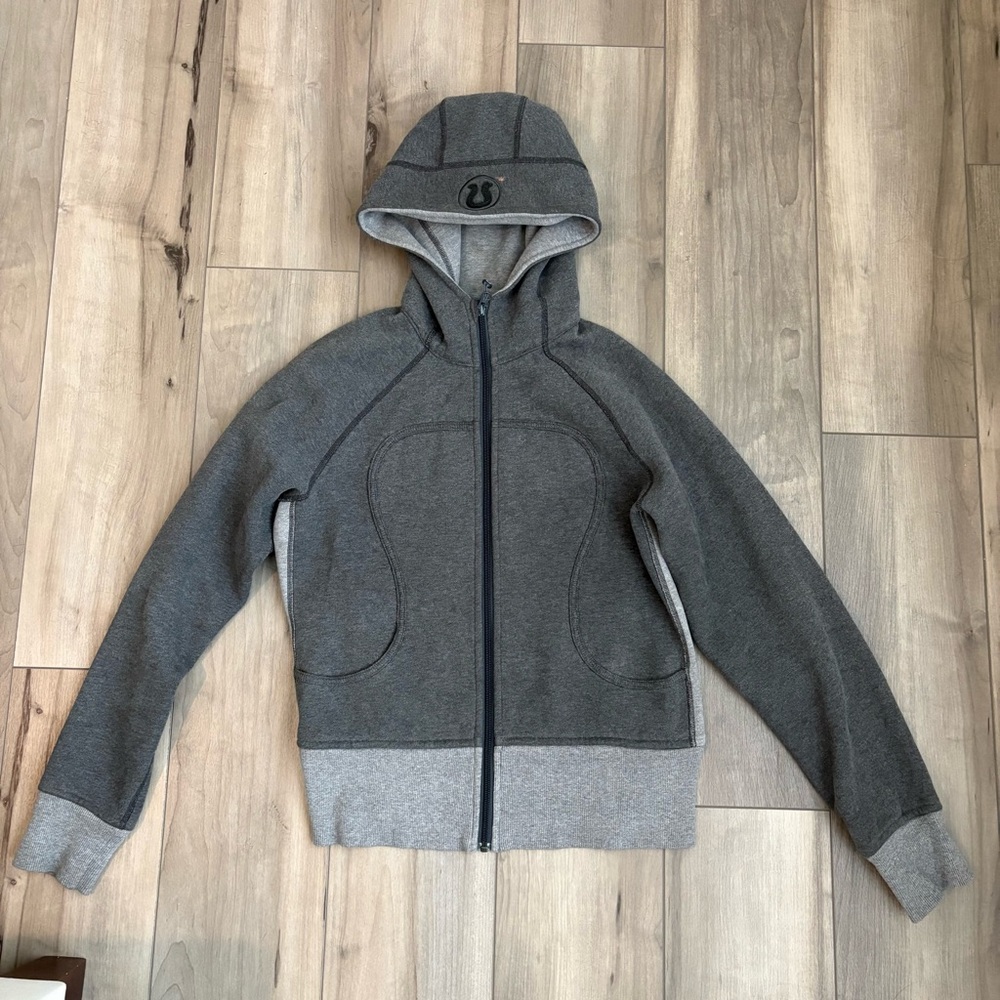 Lululemon Women's Scuba Hoodie Heathered Dark Grey